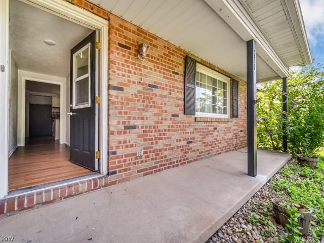 731 Redwood Drive