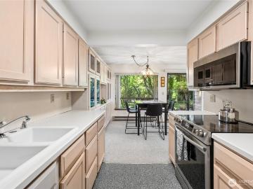 7324 N Skyview Place # E104