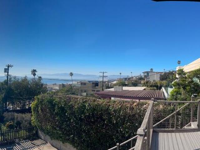 7325 Rindge Ave, Playa del Rey, CA 90293 | MLS #26659