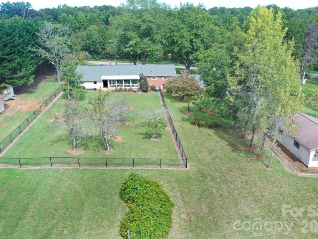 7320 Old Laurel Road