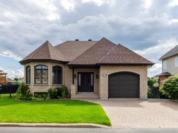 7320 Rue Latouche, Brossard, QC, J4Y 3J8 house for sale | Listing ID 21329 | Royal LePage