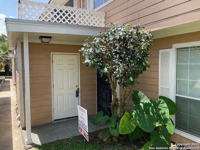 7322 Oak Manor, Unit 36