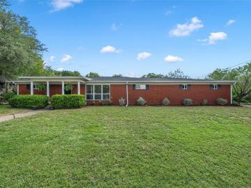 732 Arliss Drive