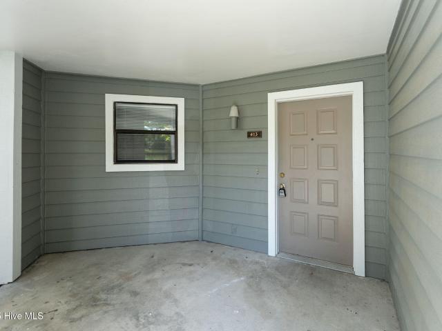 732 Azalea Drive # 413