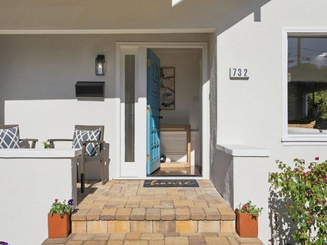 732 Farringdon Lane