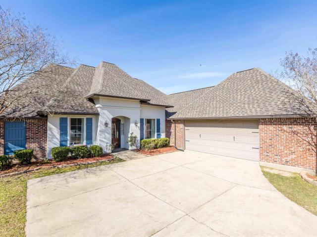 7335 Oakview Dr, Zachary, LA 70791 | MLS #BR2026001