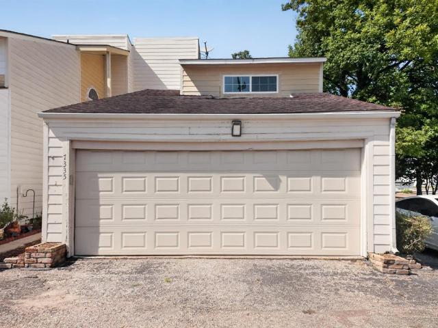 7335 Antoine Drive