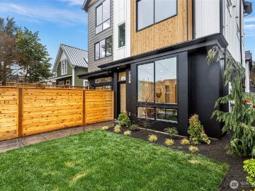 7336 27th Ave NW, Seattle, WA 98117 | MLS #2489