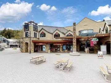 733/735 4050 Whistler Way, Whistler, BC, V8E 1H9 Single Fami.
