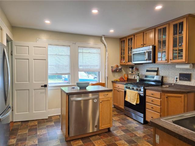 7339 Groveland Station Road