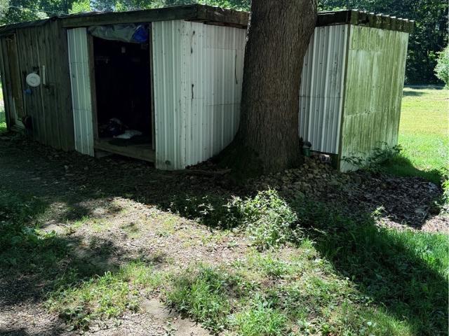 7339 Squirrel Road