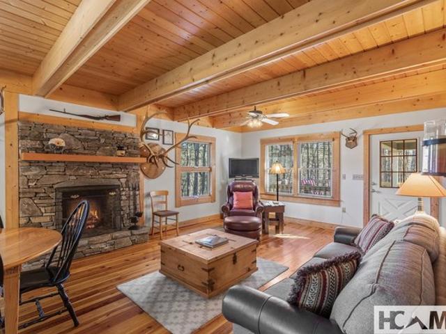 7330 S Highway 107, Cashiers, NC 28717