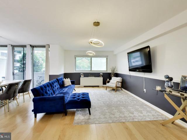 7333 New Hampshire Ave, Unit 102, Takoma Park, MD 20912 | MLS #MDMC2231
