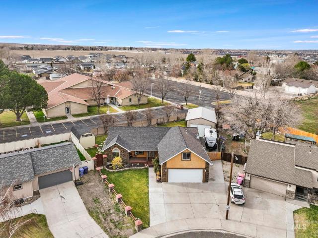 733 Beta Cir