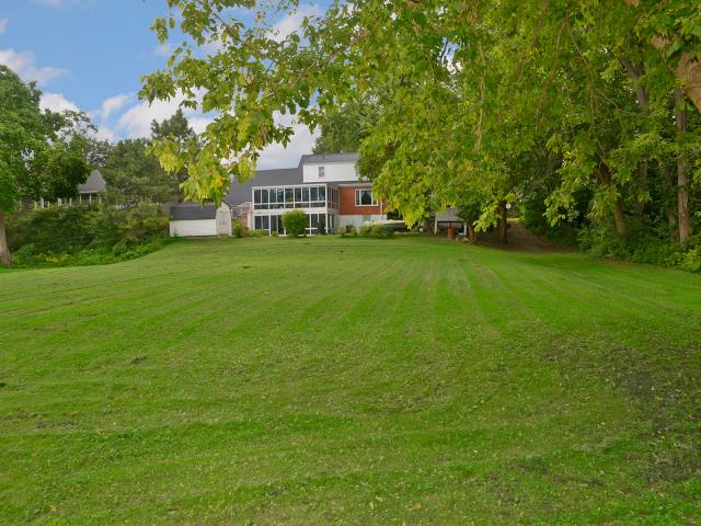 733 E Main Street