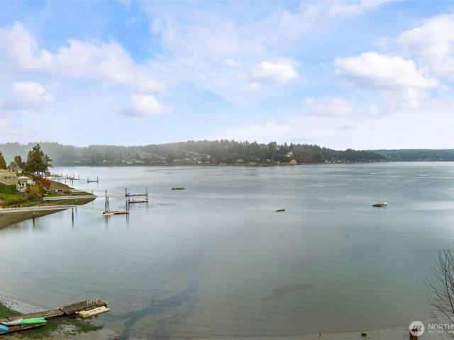 733 Fox Dr, Fox Island, WA 98333 | MLS #2401