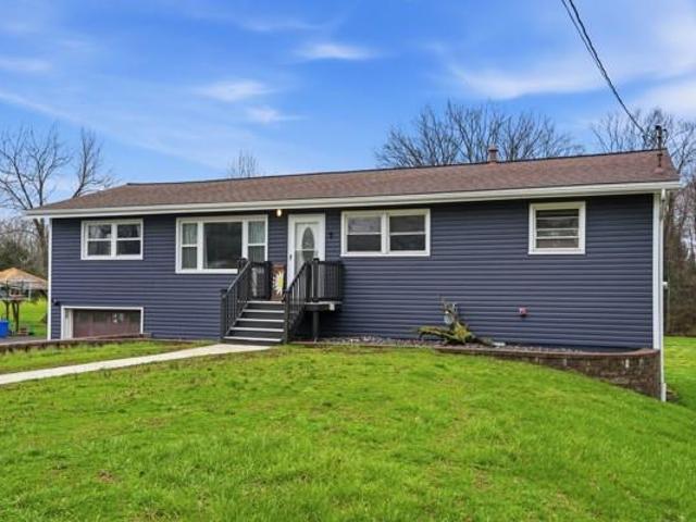733 Mercer Rd, Beaver Falls, PA 15010 | MLS #1746