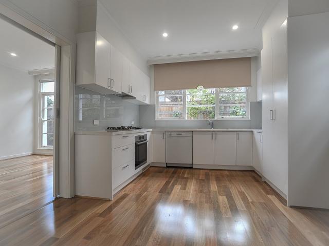 7/33 St Georges Road, Toorak