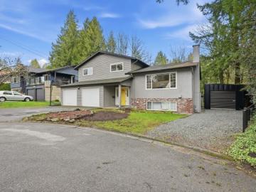 Greater Vancouver - Garden, Swimming pool