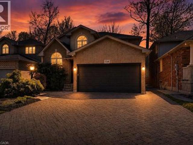 734 Brigadoon Drive, Hamilton, ON, L9C 7S2 house for sale | Listing ID 40863 | Royal LePage