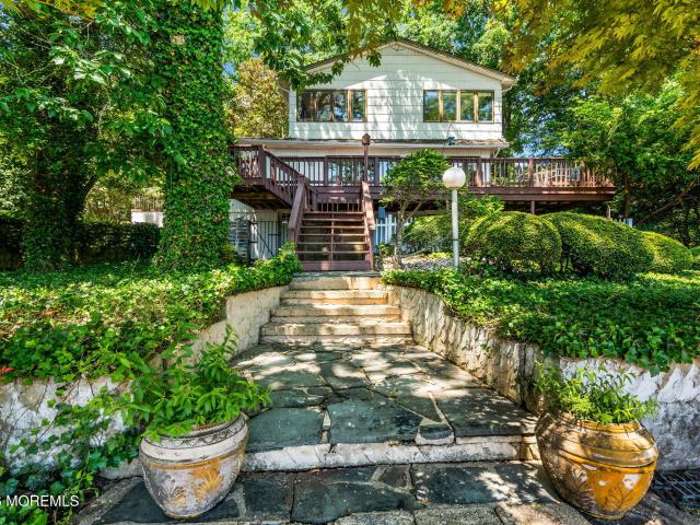734 Thiele Road