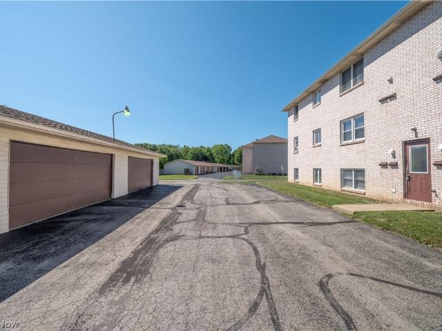 7357 Eisenhower Drive 6