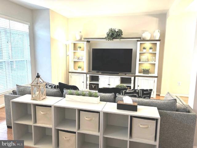 7358 Bloomington Court