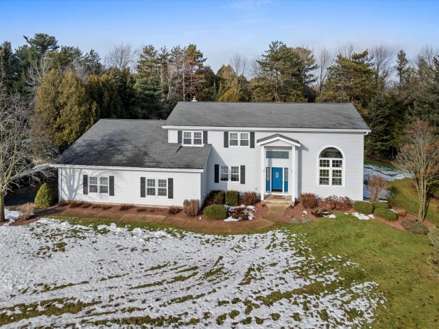 7351 Pine Grove Ln