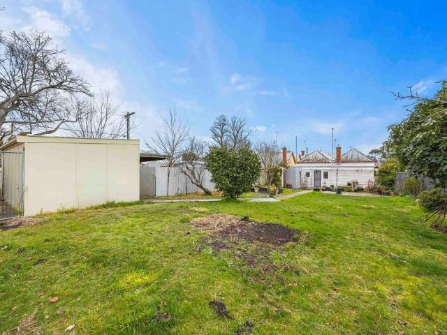 735 Barkly Street, Mount Pleasant, VIC, 3350