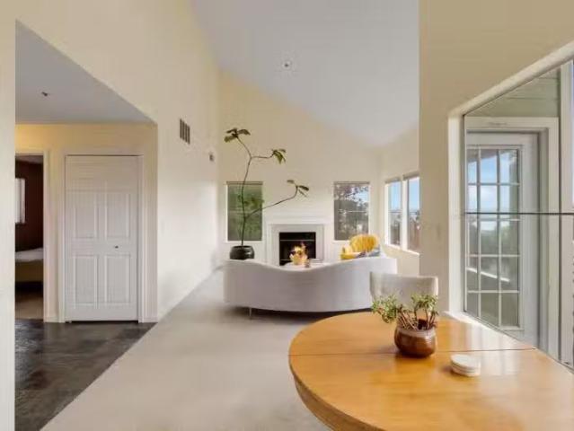 735 BUCHANAN ST APT 221, BENICIA, CA 94510