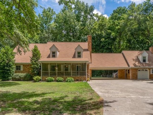 735 Daniels Rd, Corapeake, NC 27926