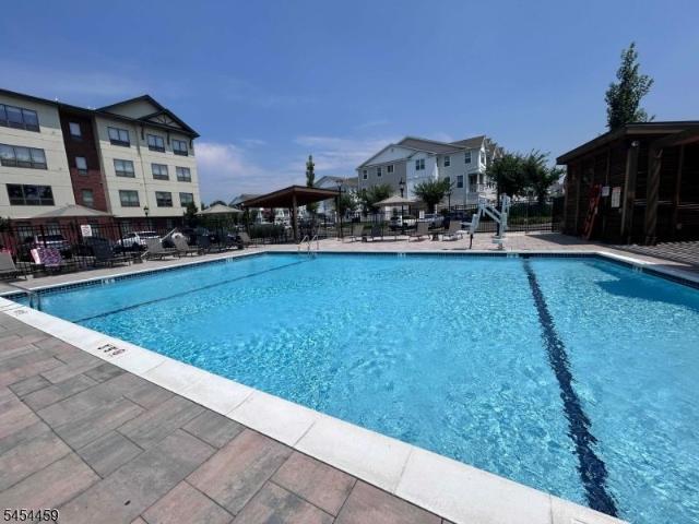735 Station Rd, Dunellen Boro, US, NJ