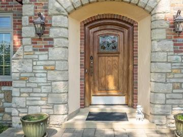 735 River Hills Dr, Fenton, MO 63026 | MLS #26022