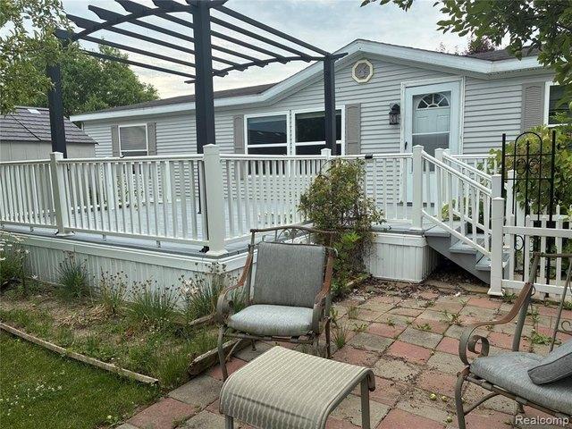 7364 Kings Ct, Alma, MI 48801