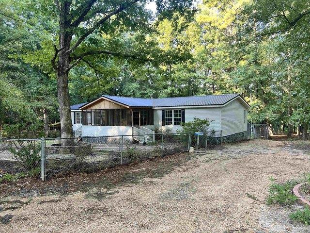 7367 Goodfellow Rd, Star City, AR 71667
