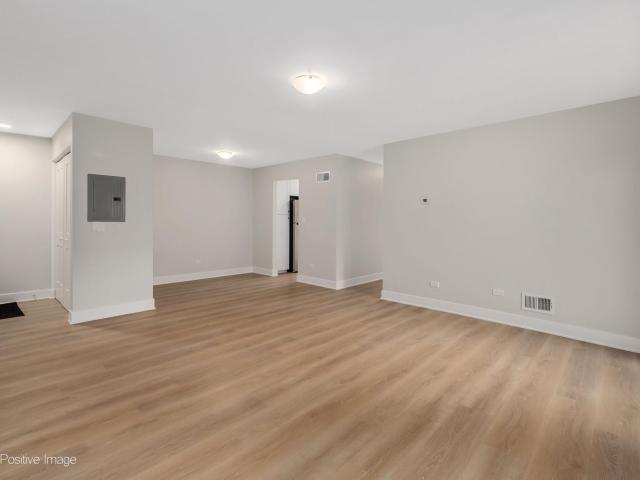 7360 Fairview Avenue # 103