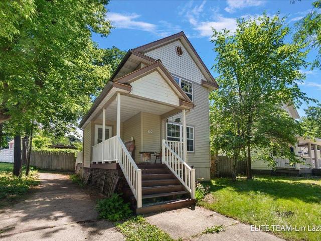 736 Cass Avenue