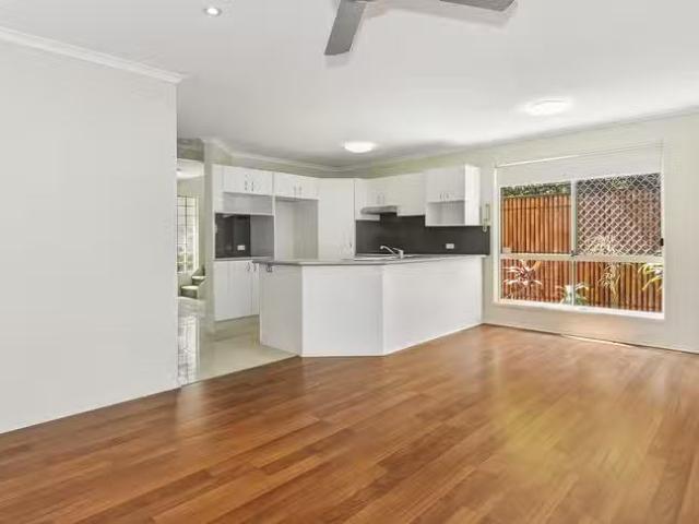 7/36 Broad Street, Labrador, QLD 4215