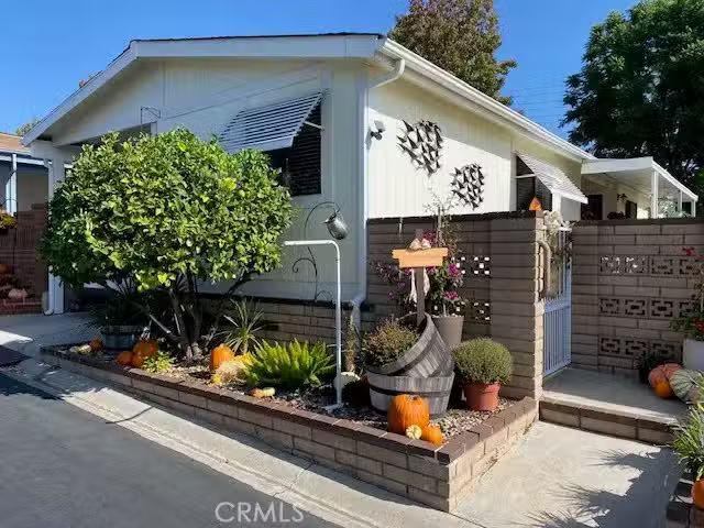 736 KNOLL LAKE DR # 266, BREA, CA 92821
