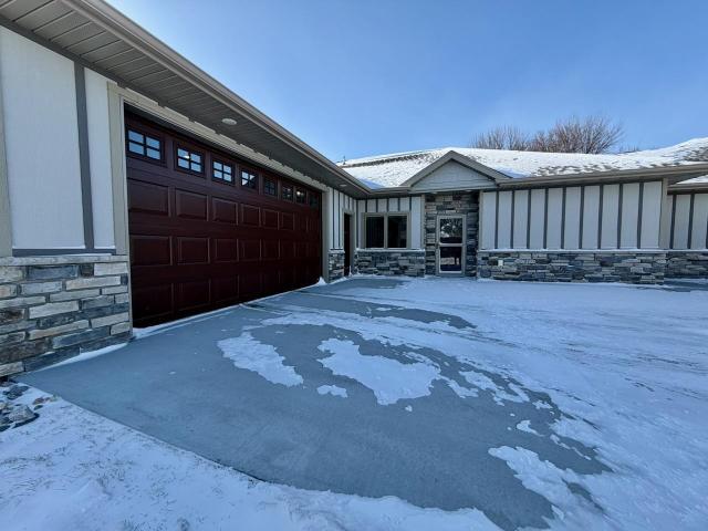 736 Oak Trail