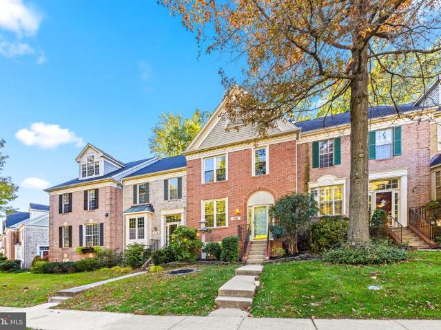 736 Leister Drive