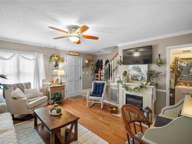 736 Salem Street #2