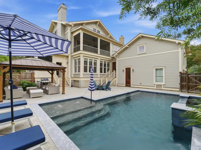 736 Stucco Lane