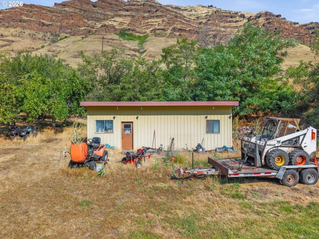 73772 lower imnaha rd
