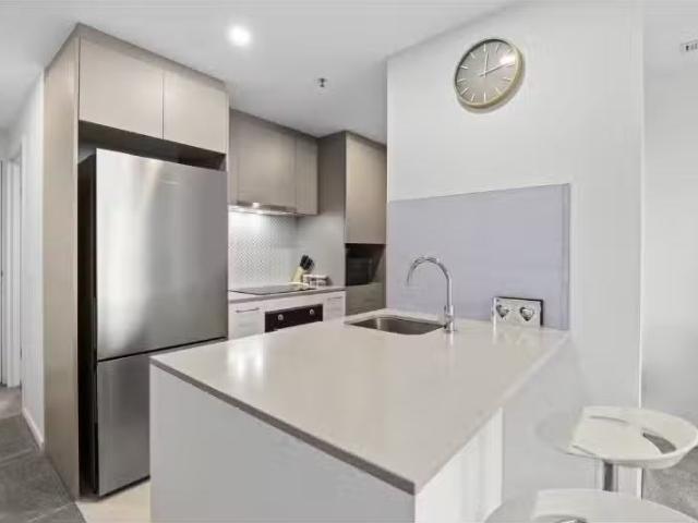 737/335 Anketell Street, Greenway Apartment for rent Listed b.