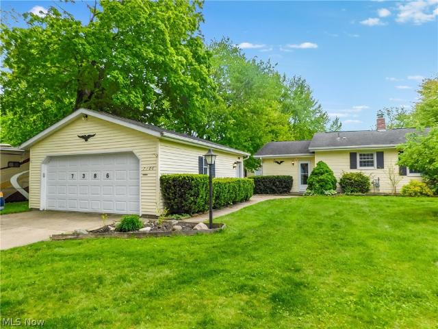 7386 Lake Road