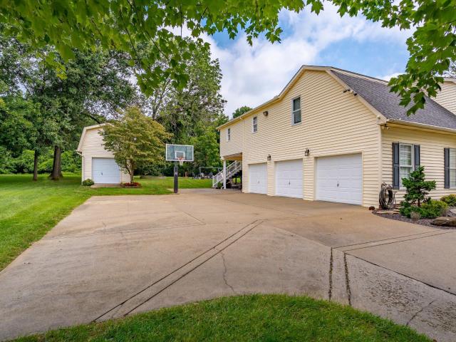 7388 Bosma Drive