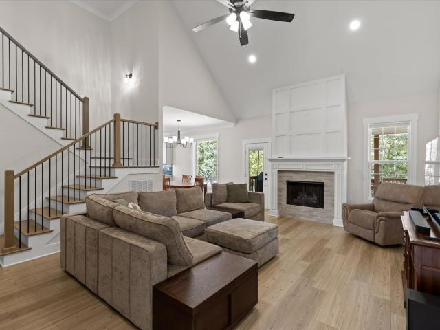 7381 Peytons Rise Way