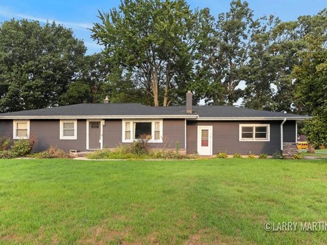 7381 Sunset Ave, Jenison, MI 49428