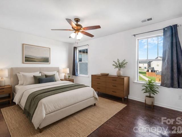 738 Cardwell Lane